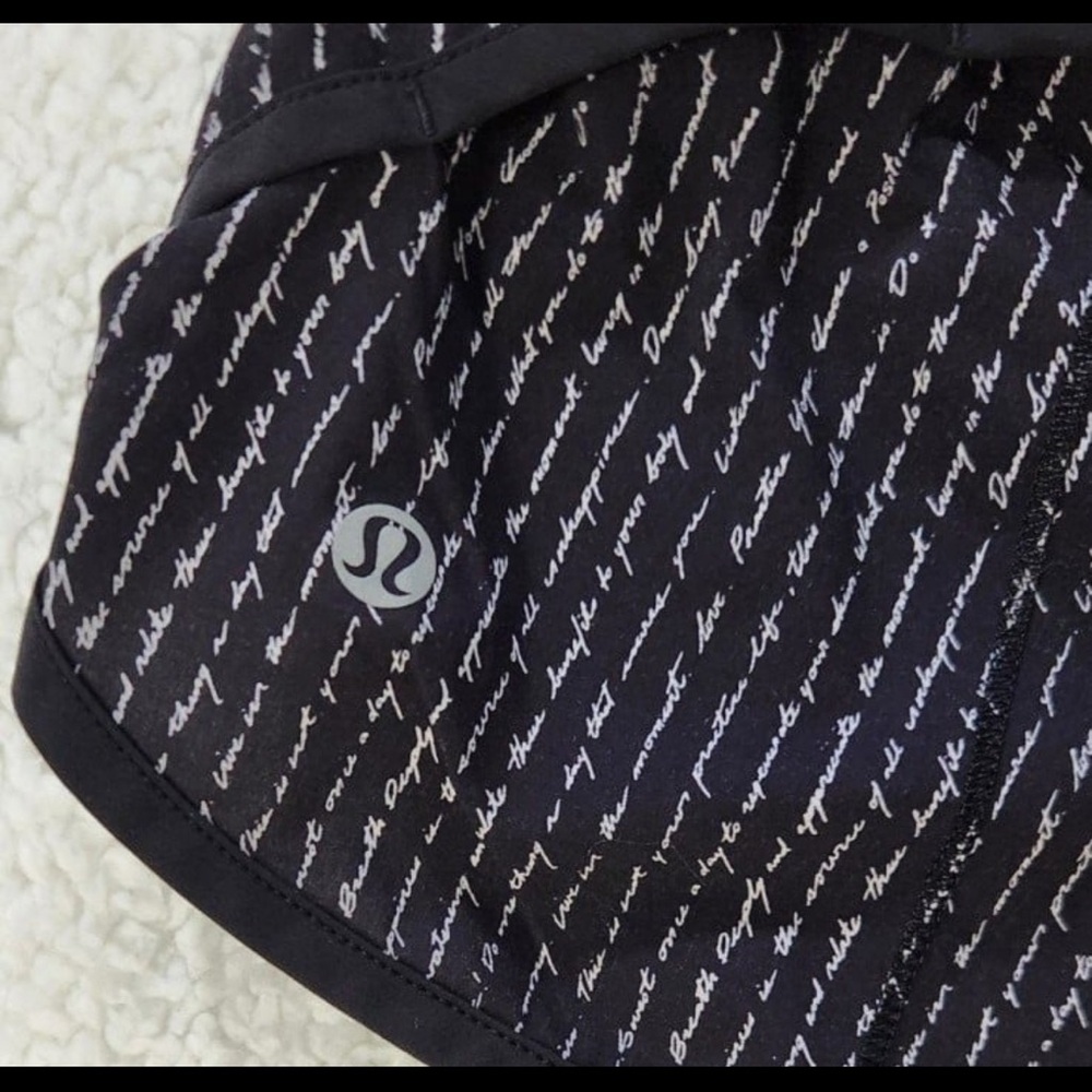 LULULEMON SPPED UP SHORT 2.5 SZ 4